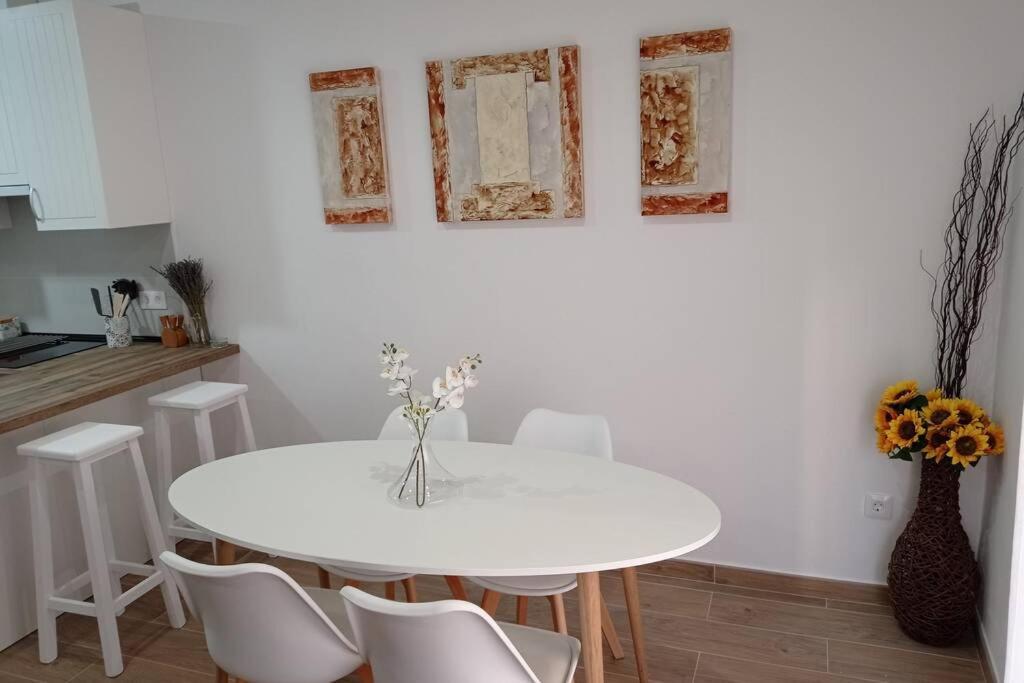 Apartamentos Xert Escapadas En Castellon Cerca De Morella Y Peniscola Chert Sant Mateu Exteriör bild